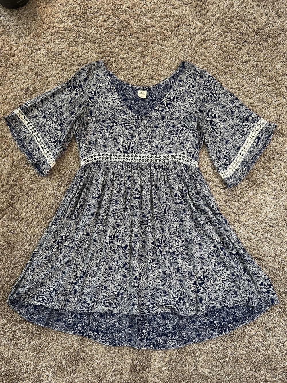 O'Neill Navy and White Floral Lace-Trim Dress, crochet detail